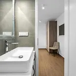 4 Bedroom Amazing In *