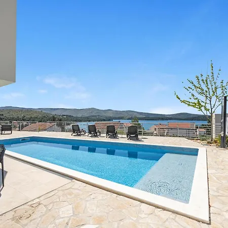 Сasa de vacaciones Increíble Casa De 4 En *