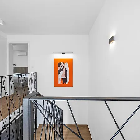 Increíble Casa De 4 En