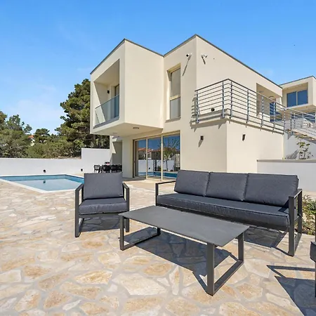 Сasa de vacaciones Increíble Casa De 4 En *