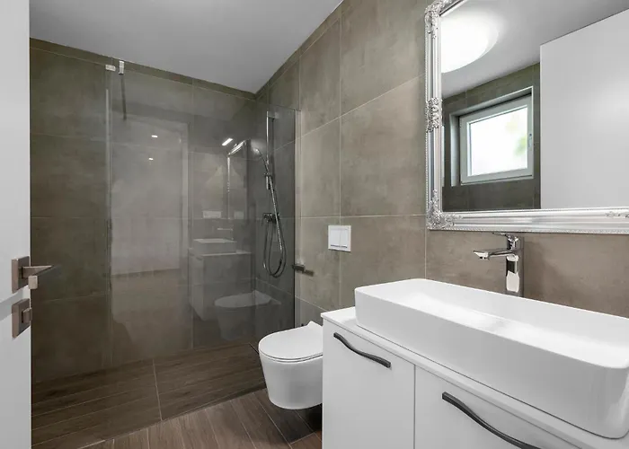 Dom wakacyjny 4 Bedroom Amazing In